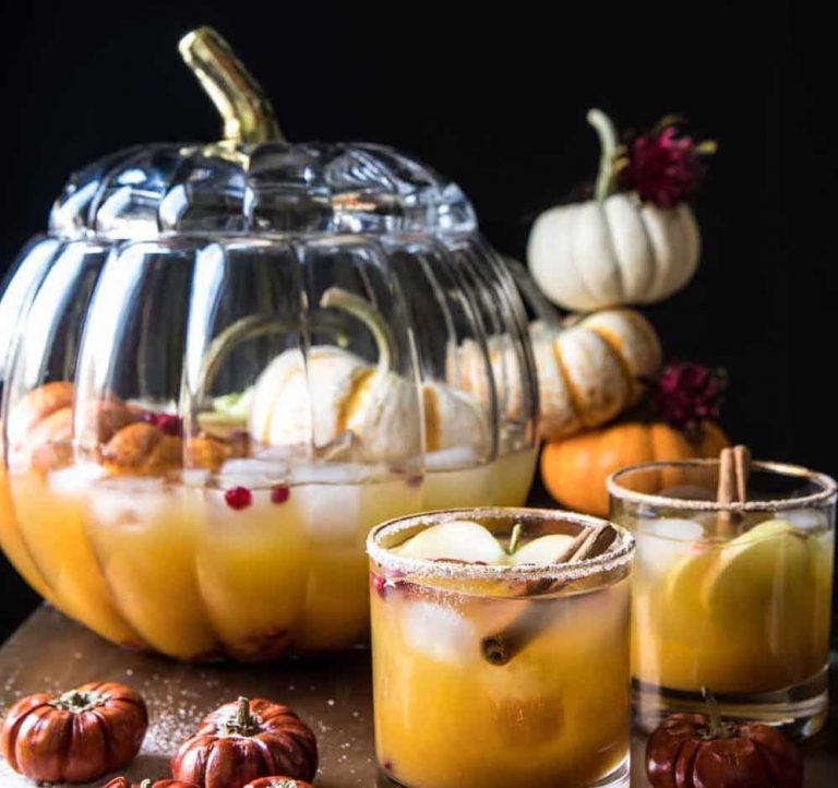 11 Tasty and Spooktastic Halloween Punch Recipes